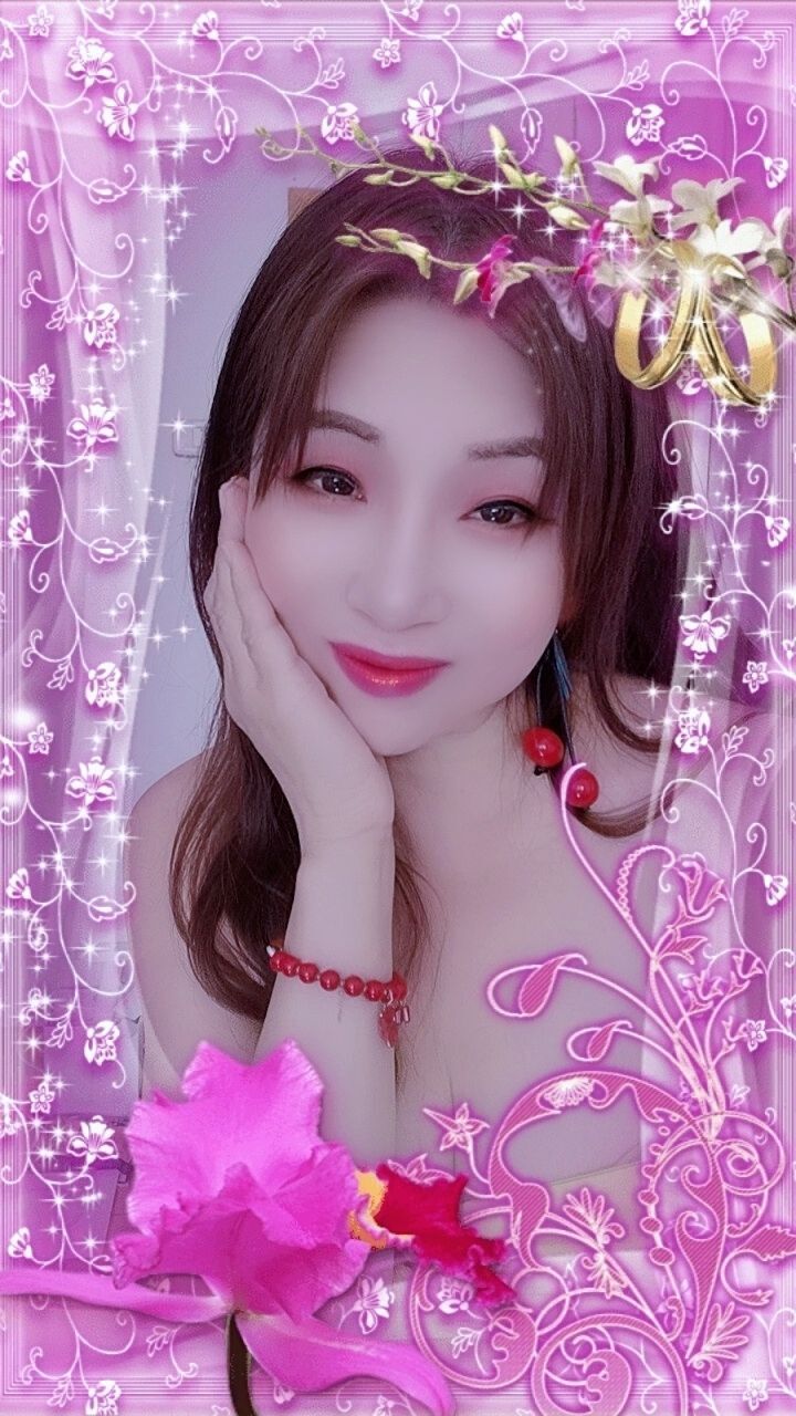 天爱女神🍒V的图片