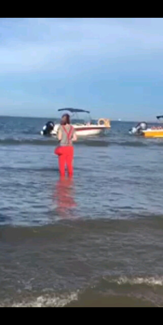 就是在这里，我掉到海