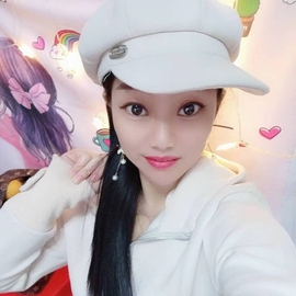 欧阳紫情主播照片