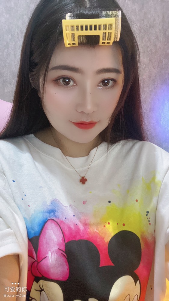 夋夋休息主播图片