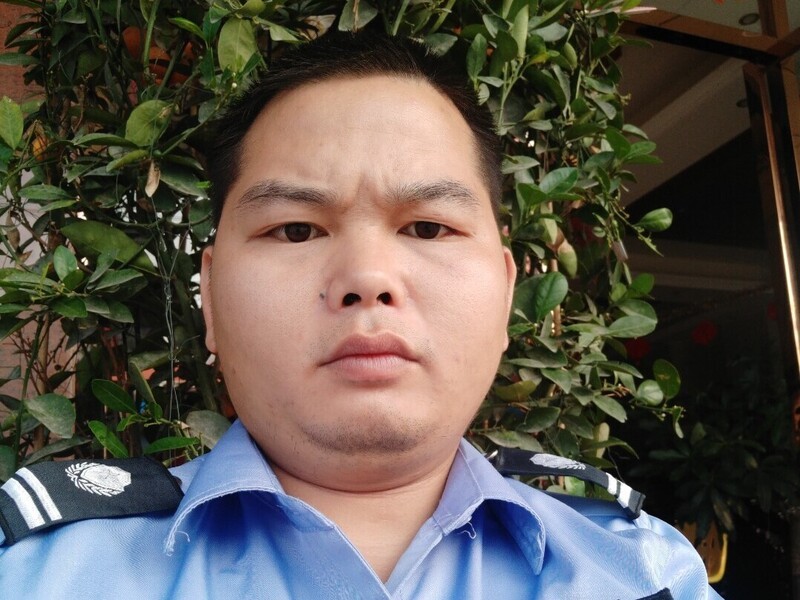 请百度我：劳明贵的主播海报