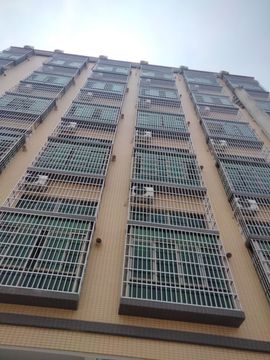小淳哥主播照片