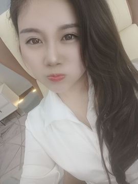 吴小优主播照片
