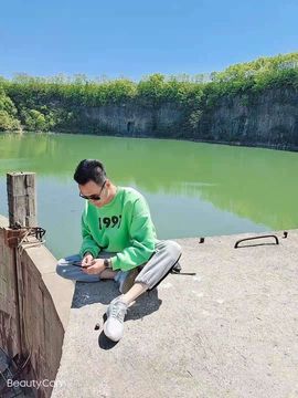佑道♥恭贺YOU杨禧主播照片