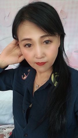 露西求守护的图片