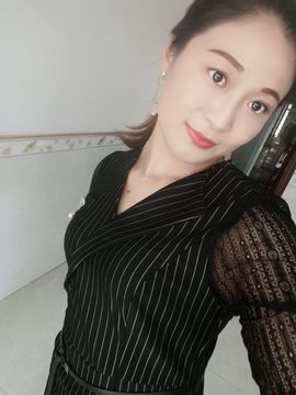 自信的小姐姐🤗🤗主播照片