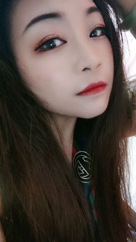 活宝黑妮主播照片
