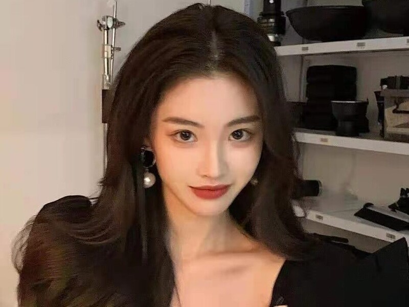 遇见🌙婷婷的主播海报