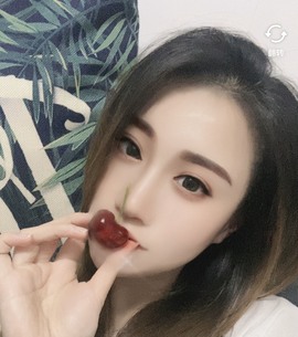 安静唱歌的䒕麻花我白的图片
