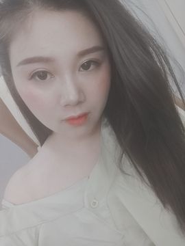 吴小优主播照片