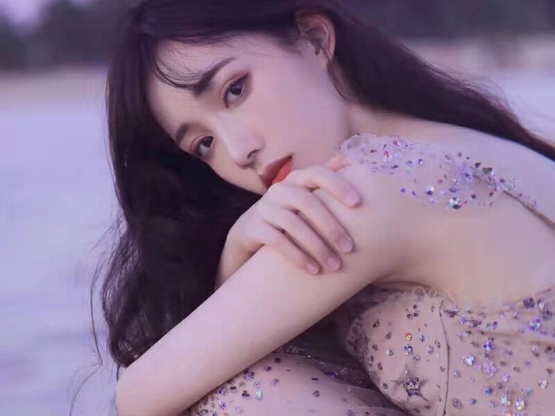 瑛瑛🍒嘤嘤嘤的主播海报