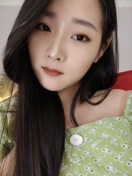 旺旺女孩☞主播照片