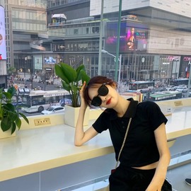 钱小亿主播照片