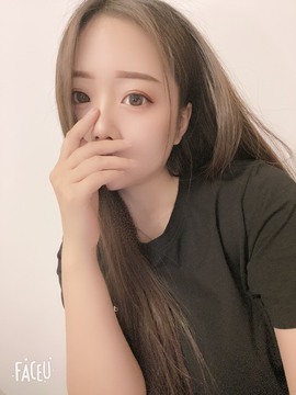 小小颖～主播照片