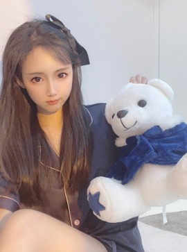 小小凡🎤（8点播）主播照片