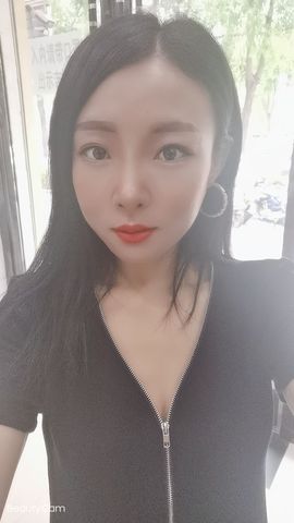 如嫣休休休主播照片