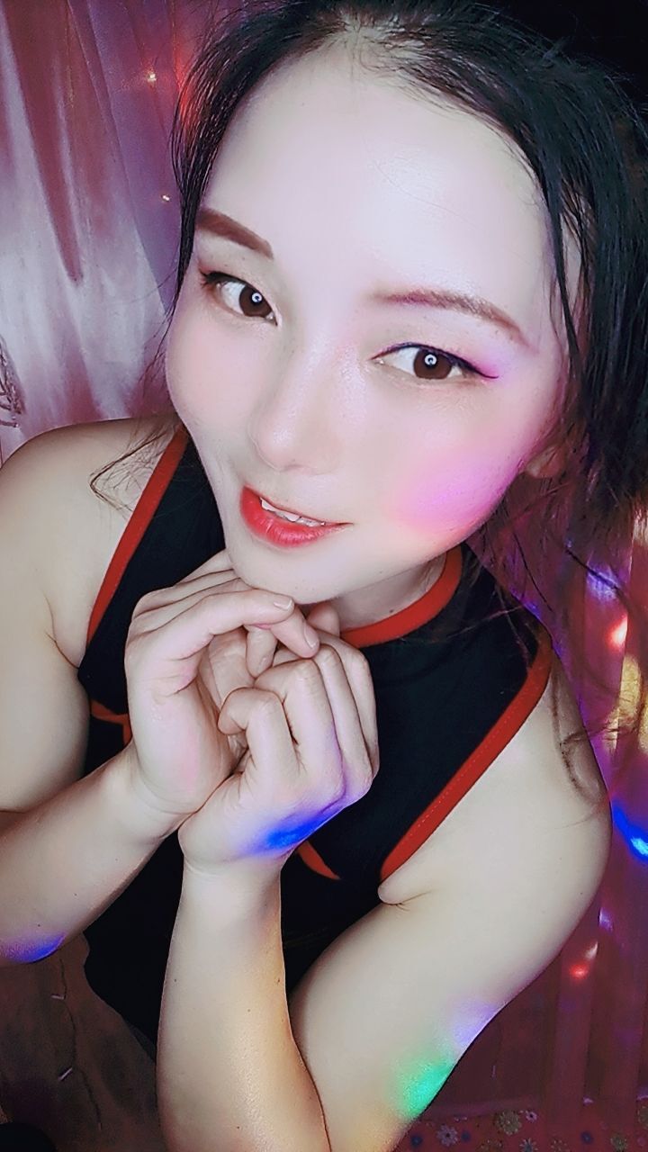 小蛮腰热舞娜宝的图片