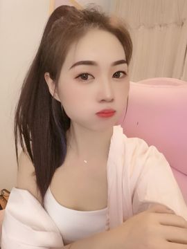 千秋雪yiliya主播照片