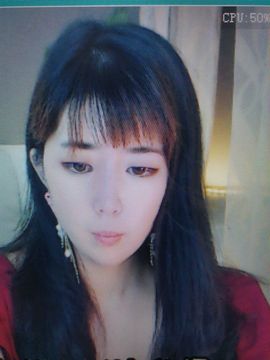 冰雪一佳音主播照片