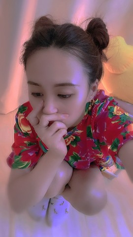 钱小亿主播照片