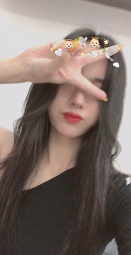 娜塔莎退主播照片