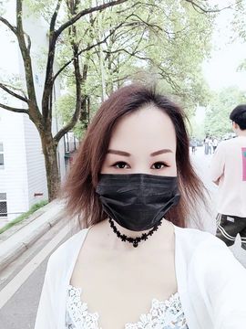 想想有你主播照片