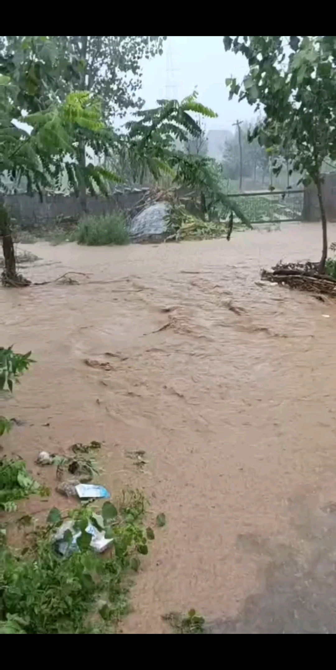 村上水沟漫水了