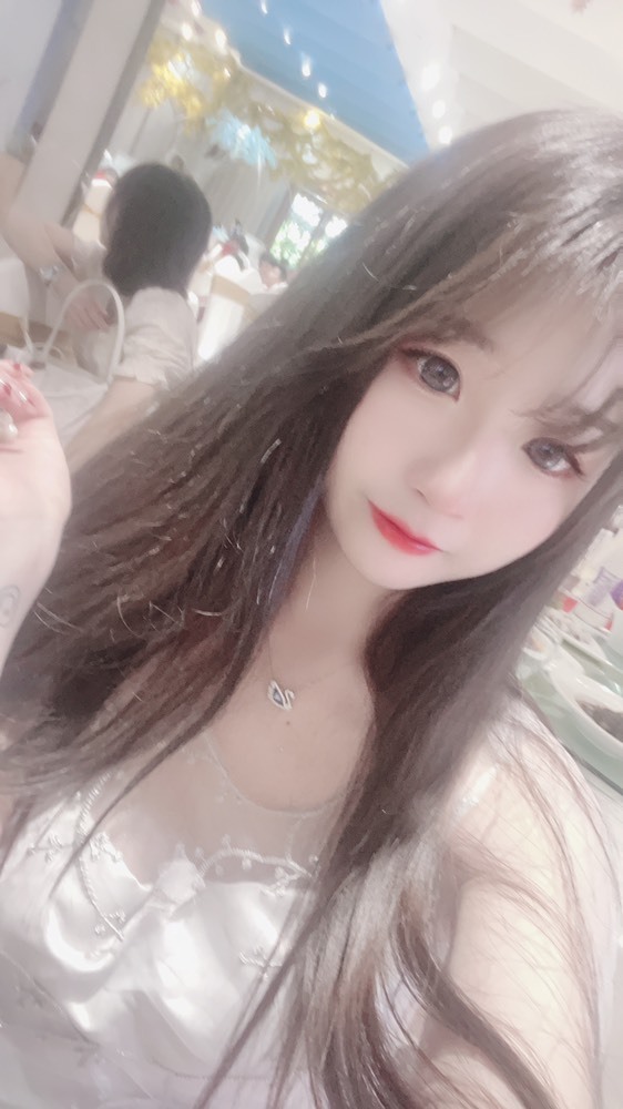 泡泡不困！主播照片