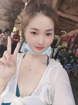 千秋雪yiliya主播照片