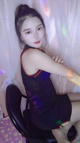 重庆小糖糖律师助理主播照片
