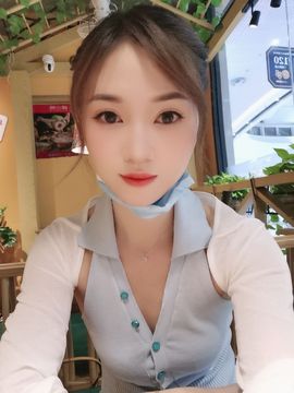 千秋雪yiliya主播照片