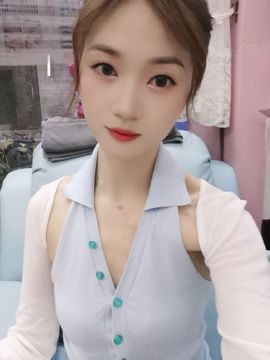 千秋雪yiliya主播照片