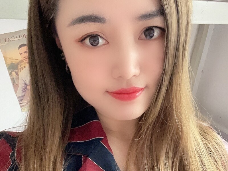 丿嚸詽的主播海报