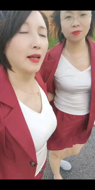 一片思心你来解，丝信