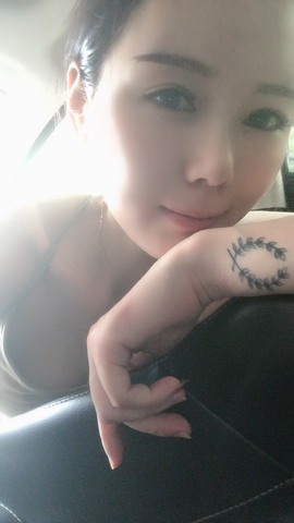 ❤八月❤休的图片
