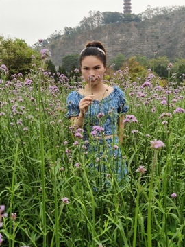 客家姑娘主播照片