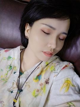 茶茶19号晚8点周年主播照片