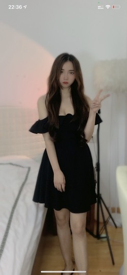 小表妹早8晚6主播照片