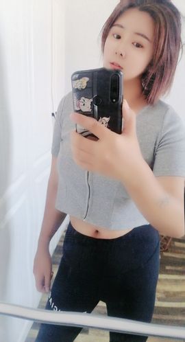 你的亮晶晶主播照片