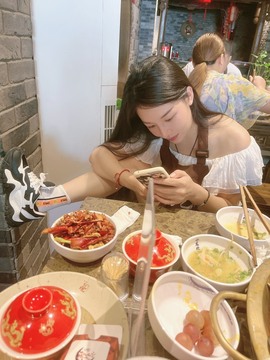 可可可可休息主播照片