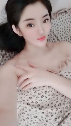 妃宝要饿死了主播照片