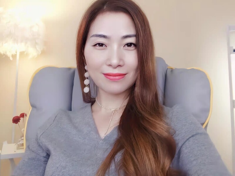 小静!!!!!!的主播海报