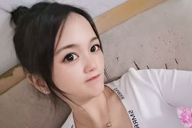 小甜贪财好色💕的图片