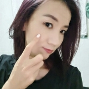 星期待着的主播照片