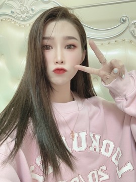 大长腿~美佳佳主播照片