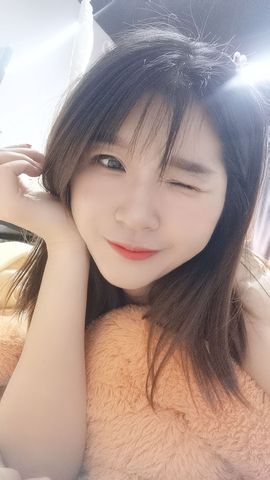 苏甜he主播照片