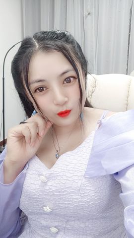 开心果冰儿主播照片
