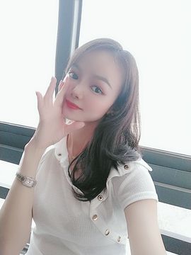 小明月省点电费，休主播照片