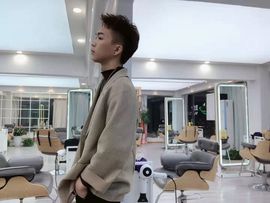 可否轻轻讲我知主播照片