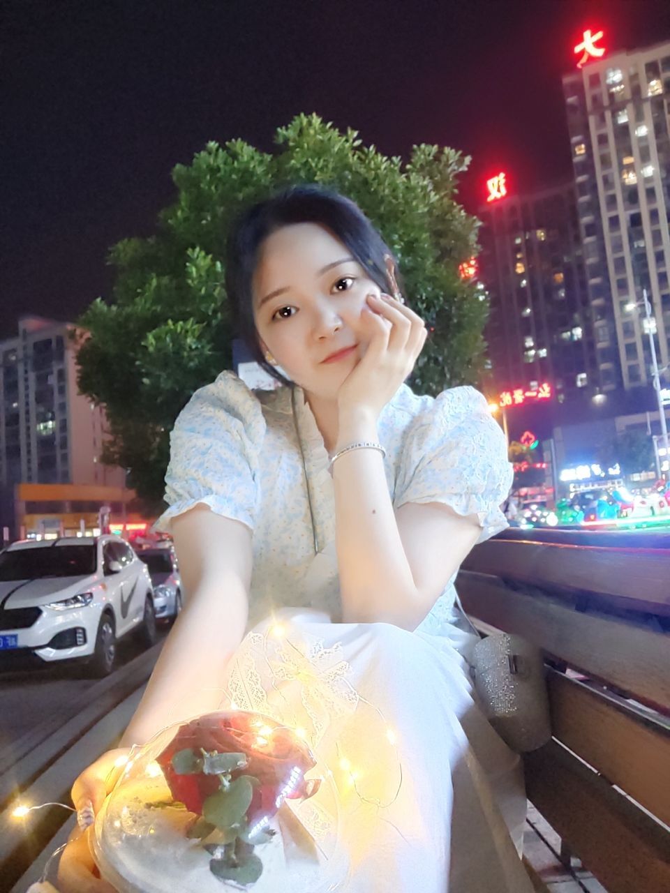 恩恩不嗯嗯的图片